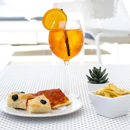 Adria Hotell