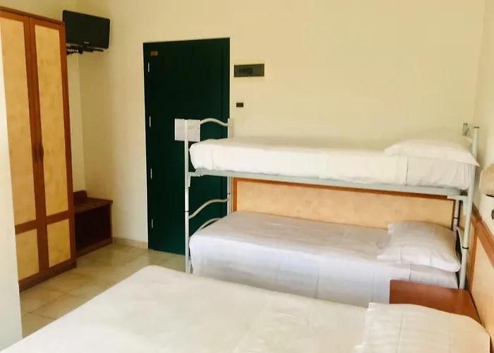 Adria Hotel 3*