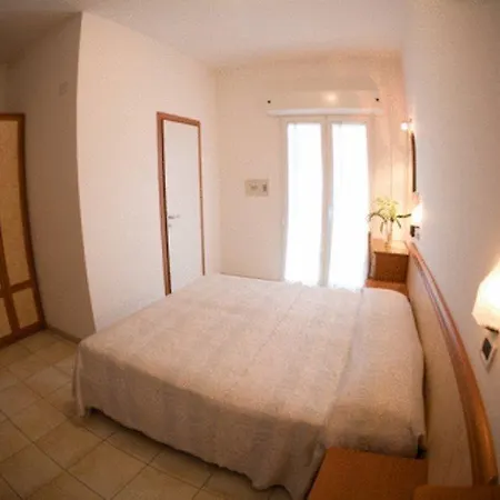 Hotel Adria 3*