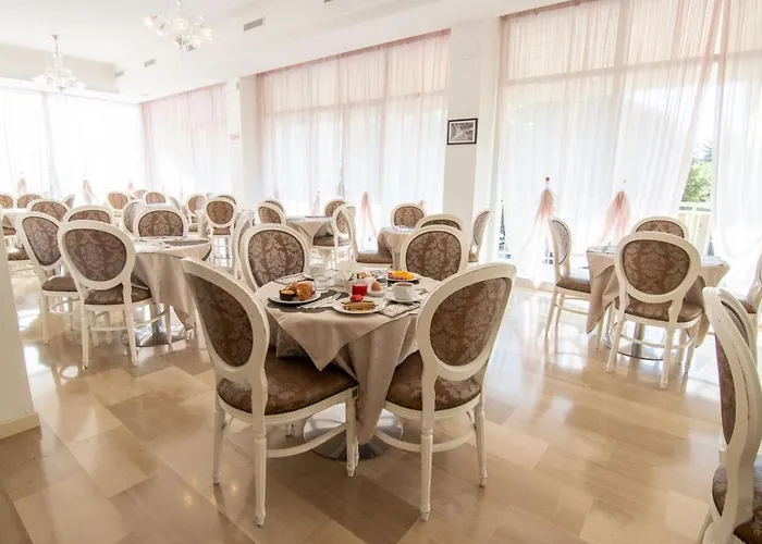 Adria 3* Римини